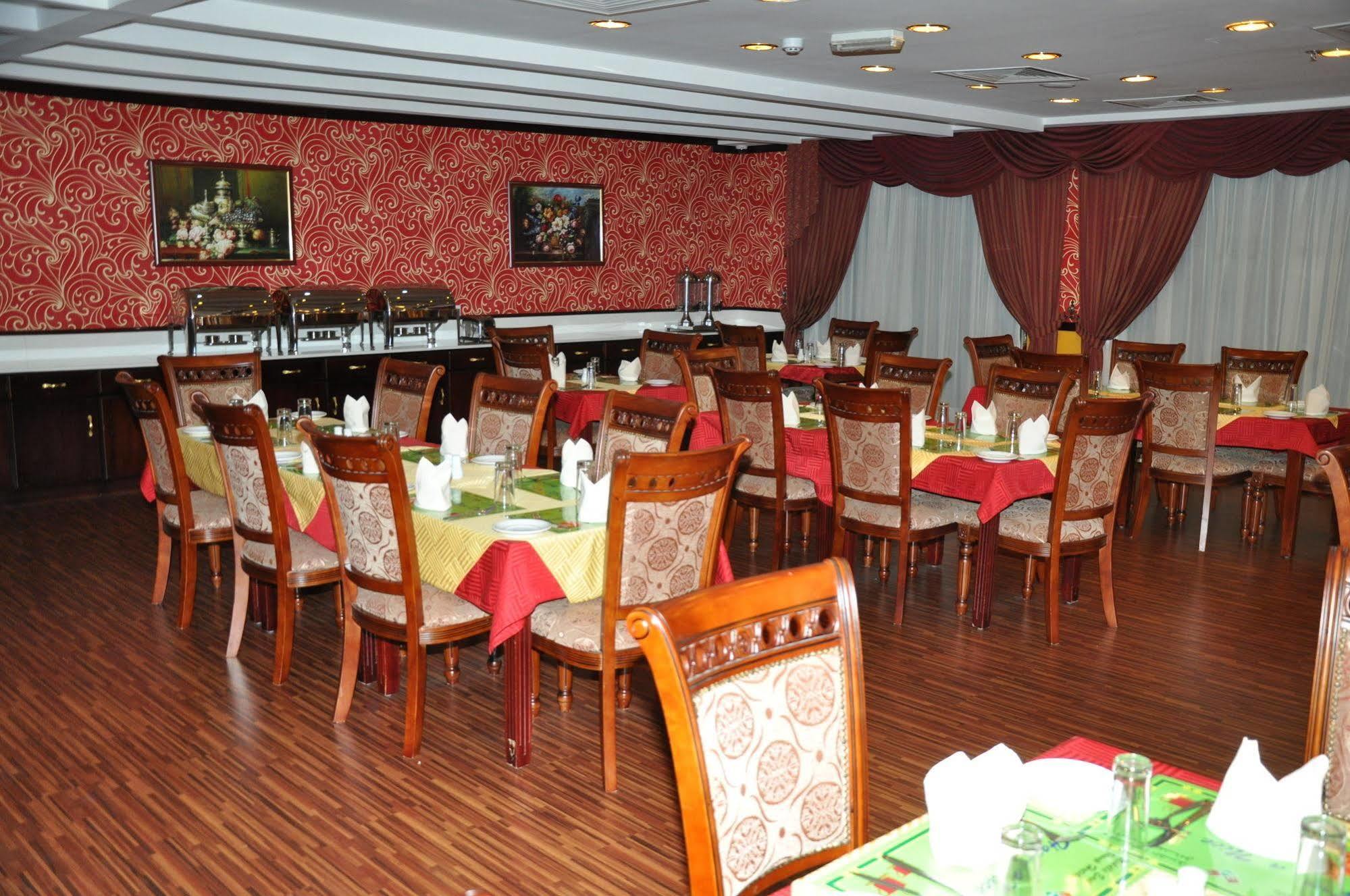 Benta Grand Hotel Llc Dubai Esterno foto