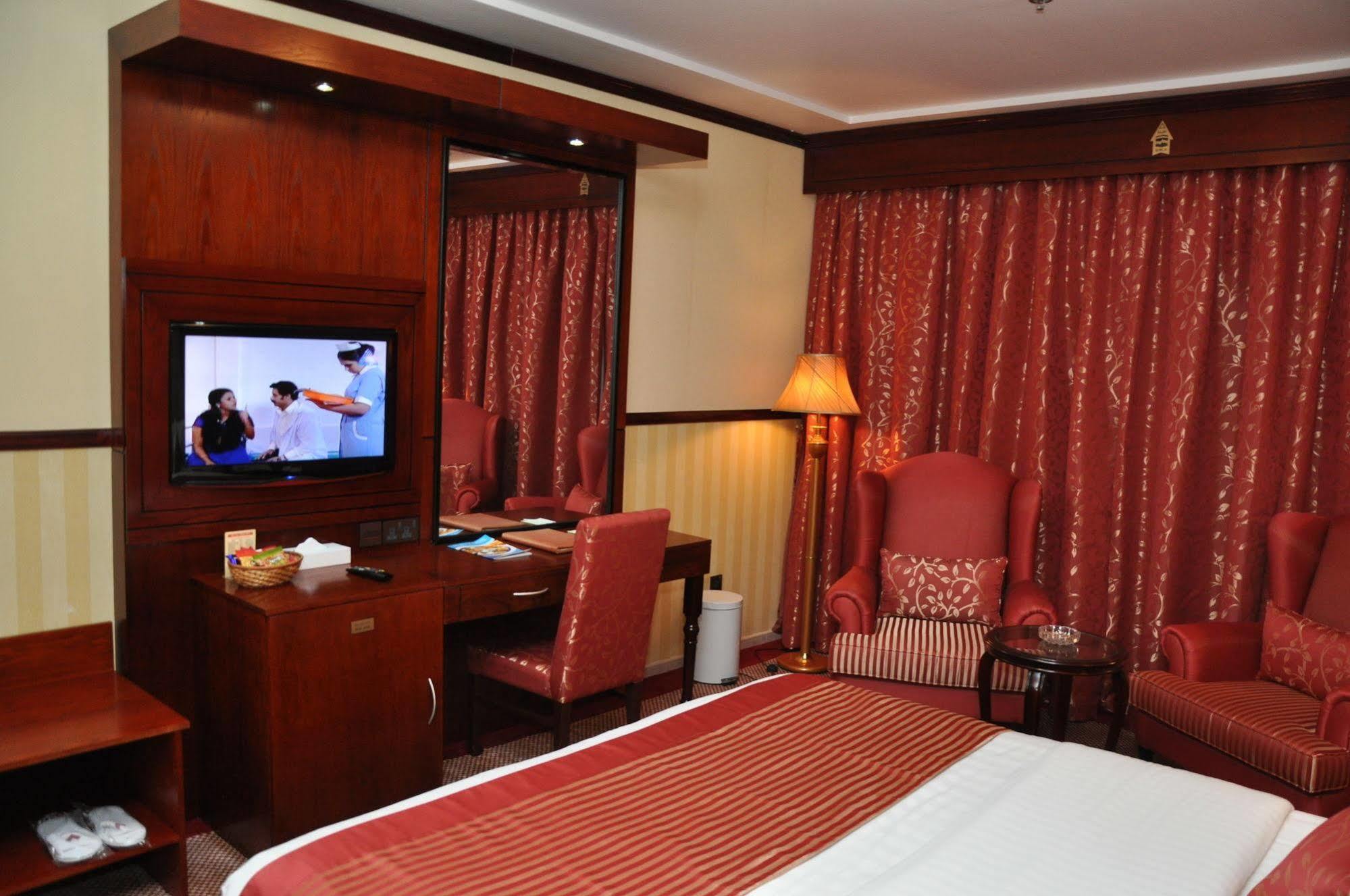 Benta Grand Hotel Llc Dubai Esterno foto